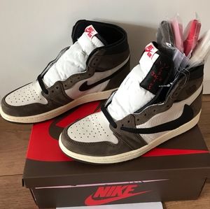 Jordan 1 high travis scott size 7.5